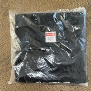 Supreme box logo